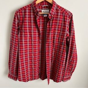 Columbia | Red Plaid Button Up Shirt Omni-Wick Advanced Evaporation Small